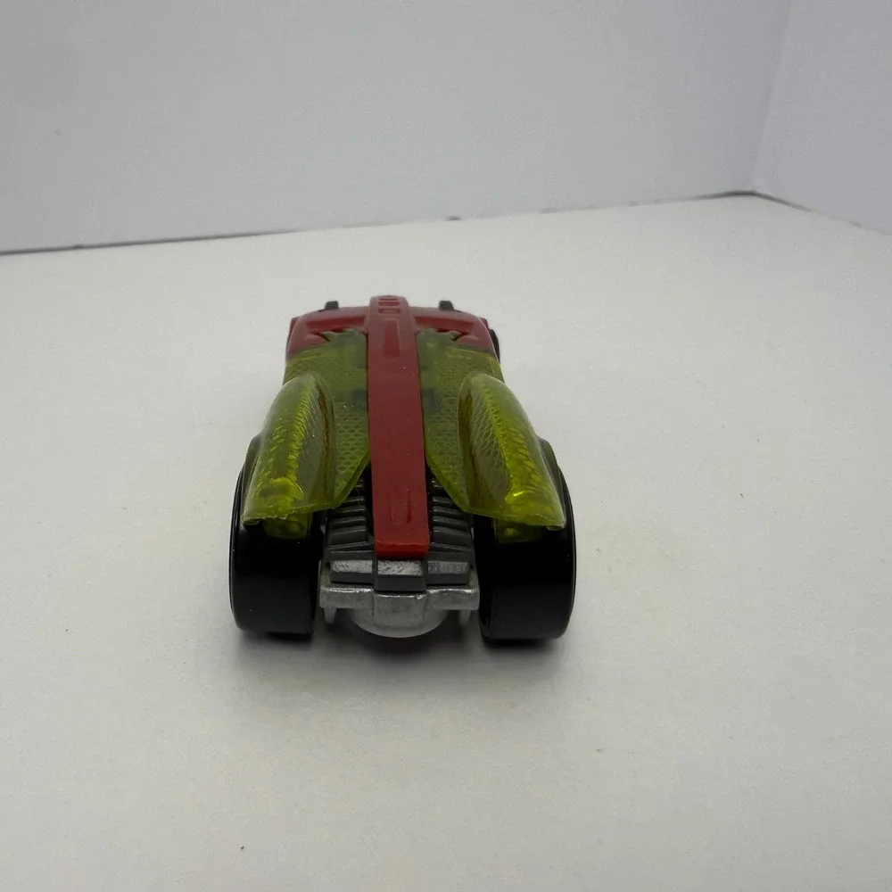 Hot Wheels Buzz Bomb Metallic Red Translucent Yellow Wings Diecast Car 2007